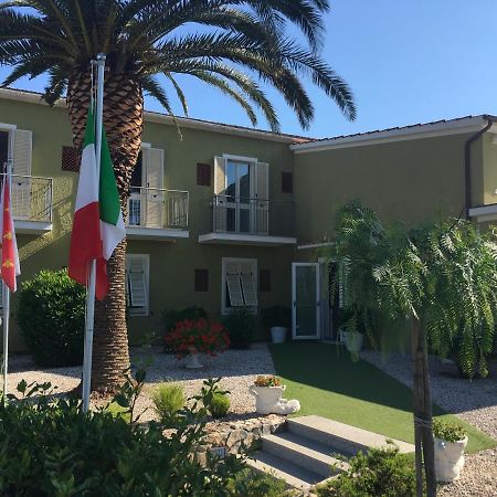 Hotel Barbarossa Porto Azzurro Luaran gambar