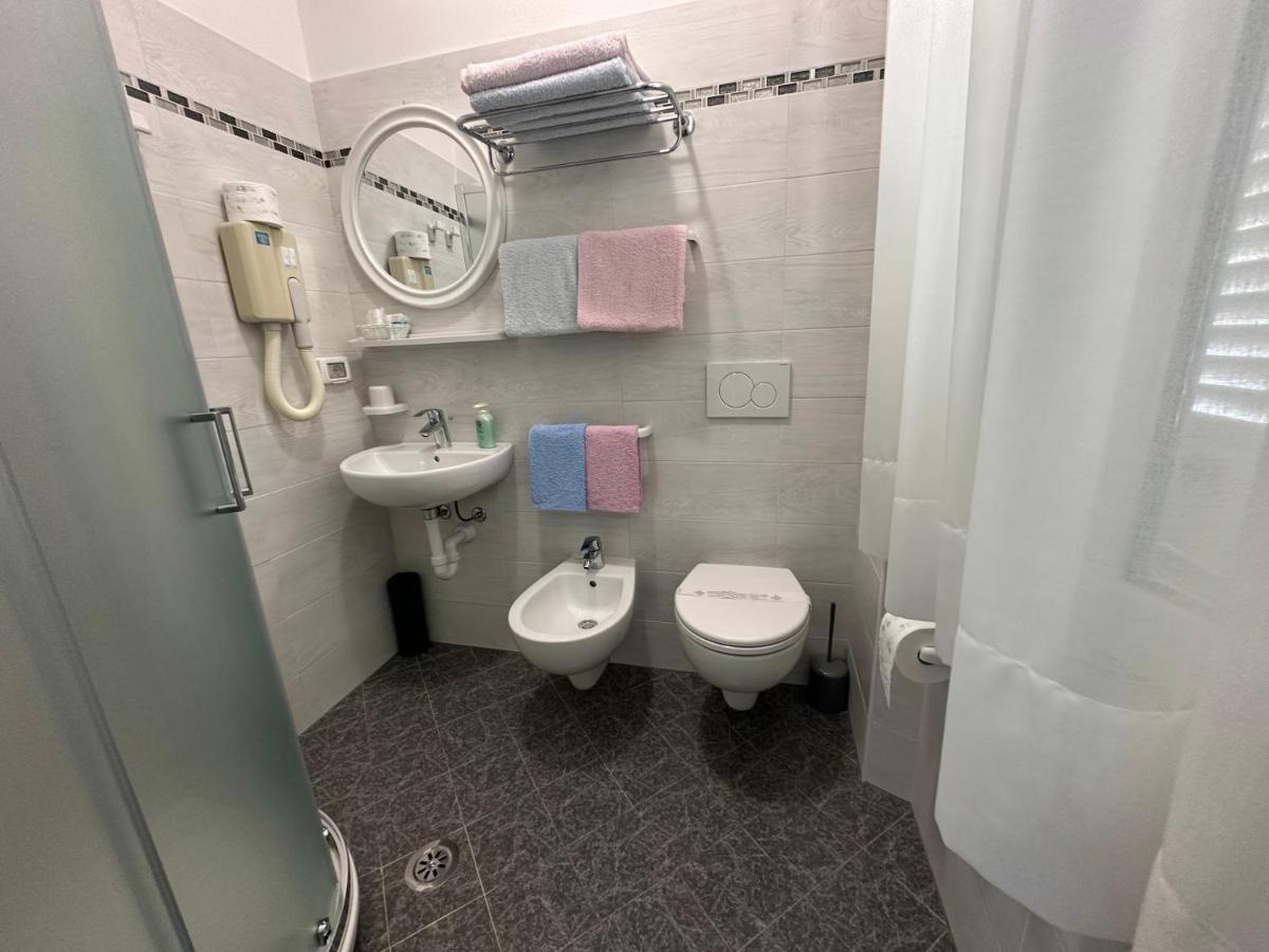 Hotel Barbarossa Porto Azzurro Luaran gambar